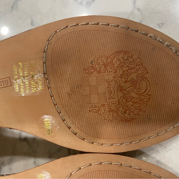 Vince Camuto metallic silver snakeskin print leather T-strap flat sandals. - Picture 10 of 16